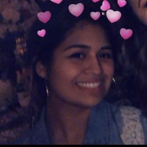 Meet your Posher, Alexus